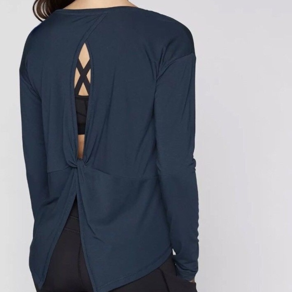 Athleta Womens Essence Twist Long Sleeve NWT